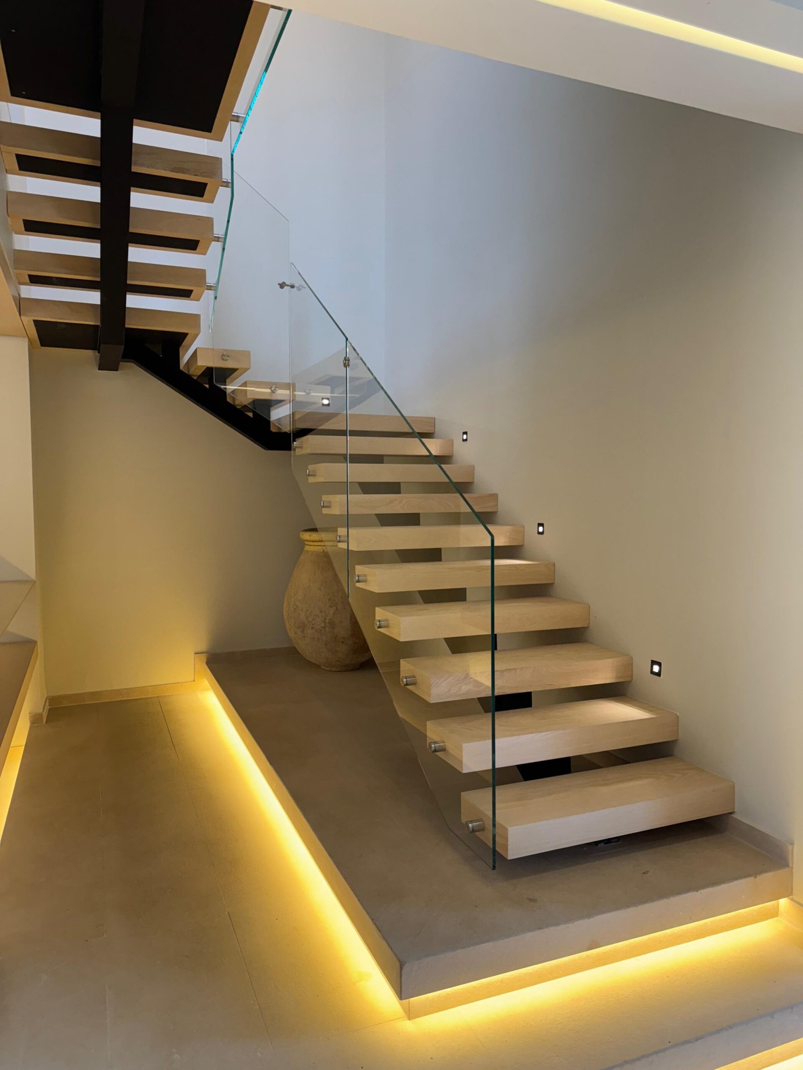 Bedrooms, Living Rooms, Hamat